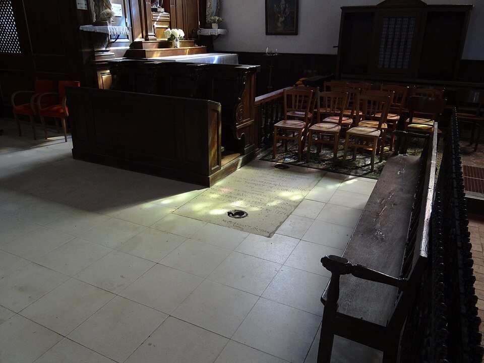 Saint-Simon's tomb, church of Saint-Nicolas, La Ferté-Vidame